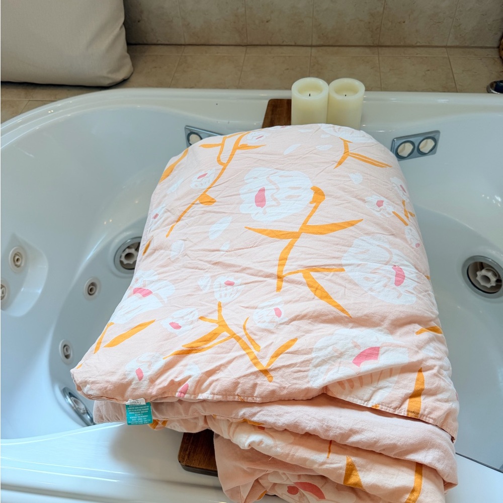 Twin size comforter with 1 standard sham pillow fort - Picture 5 of 5
